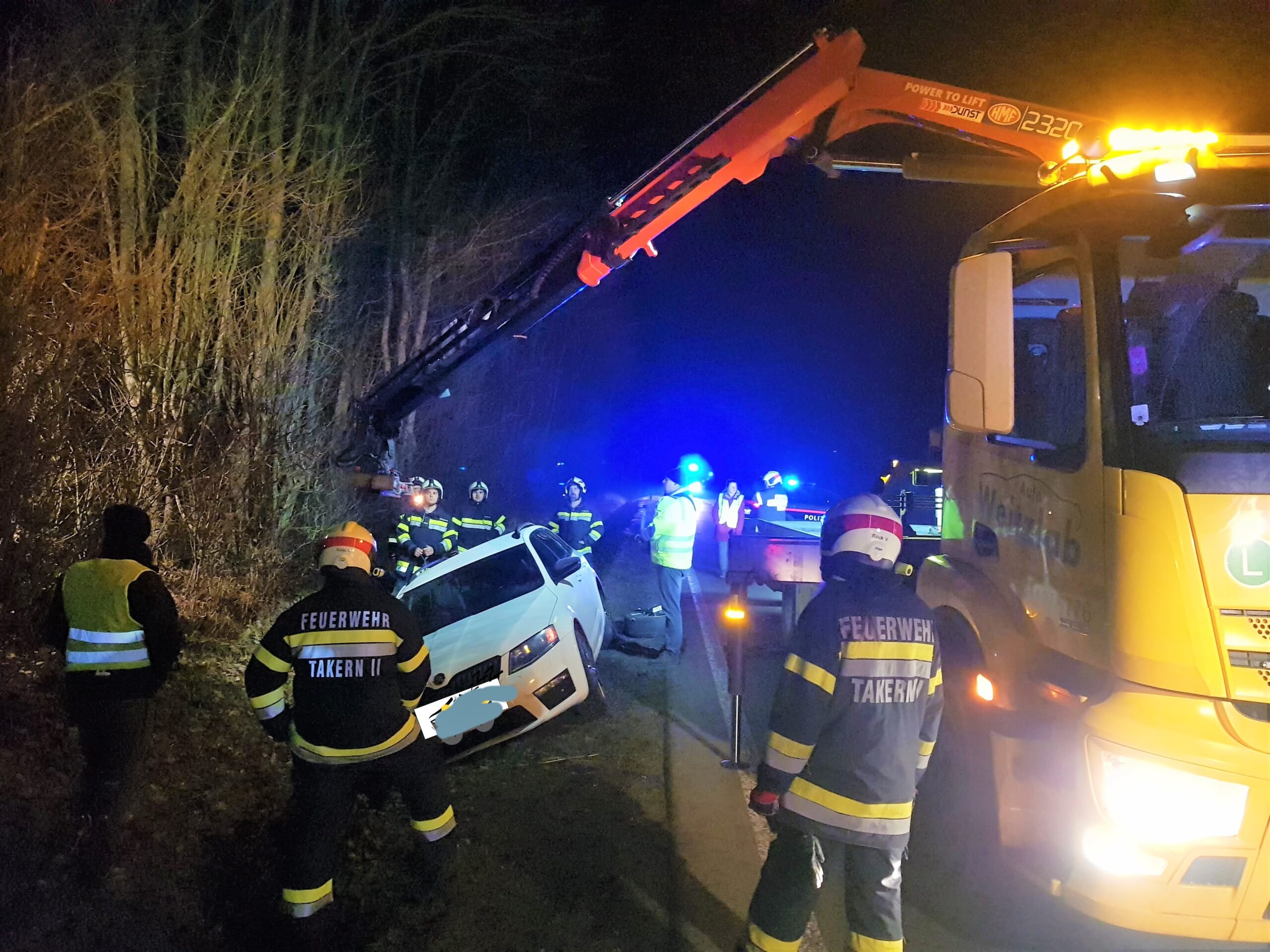 T03-Fahrzeugbergung auf der B68