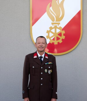 HLM Bernhard Trummer